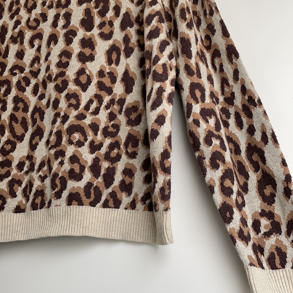 Sweater - Picture 2 of 3